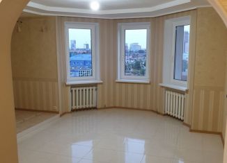 Продаю 2-ком. квартиру, 67 м2, Ростовская область, улица Северный Массив, 9