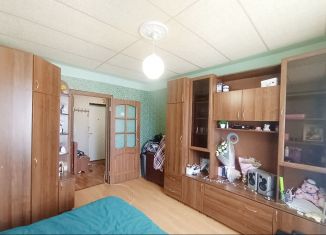 Продается двухкомнатная квартира, 35 м2, Ейск, улица Карла Маркса, 1