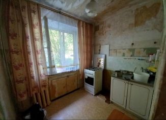 Продажа 2-комнатной квартиры, 44.4 м2, Кимры, улица Челюскинцев, 15