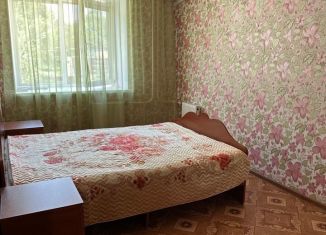 Аренда 2-ком. квартиры, 62 м2, Волгоград, улица Балакирева, 2, Советский район