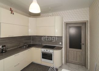 Продажа 3-ком. квартиры, 75.8 м2, Тюмень, улица Бакинских Комиссаров, 3к1