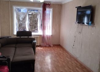 Сдам трехкомнатную квартиру, 86 м2, Грозный, улица К. Айдамирова, 3, Шейх-Мансуровский район