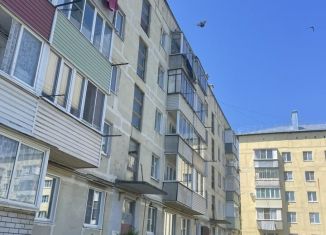 Продаю 2-ком. квартиру, 46 м2, Сасово, микрорайон Южный, 57