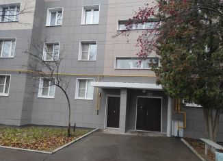 Продаю 3-ком. квартиру, 63 м2, Московская область, улица Корнеева, 38