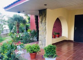 Сдаю дом, 100 м2, Туапсе, Ключевая улица, 10А