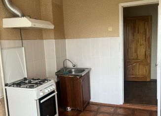 Продам трехкомнатную квартиру, 64 м2, Усть-Джегута, Московский микрорайон, 2