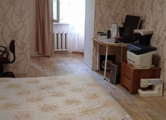 Продам 3-комнатную квартиру, 92 м2, Ростов-на-Дону, улица Волкова, 4, Ворошиловский район