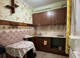 Продается 3-комнатная квартира, 50.7 м2, Тюмень, улица Ивана Крылова, 21Б