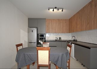 Продается 3-ком. квартира, 86 м2, Тюмень, Полевая улица, 117к1, ЖК Озёрный Парк