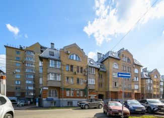 2-ком. квартира на продажу, 84.9 м2, Киров, Орловская улица, 52