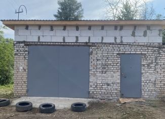 Продаю гараж, 30 м2, Киров, Театральная площадь