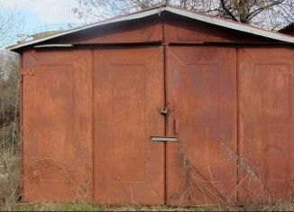 Продам гараж, 22 м2, посёлок городского типа Гвардейское, улица Карла Маркса