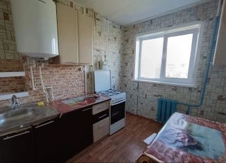 Двухкомнатная квартира в аренду, 42 м2, Курган, улица Черняховского, 8, район Рябково