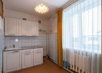 Продам трехкомнатную квартиру, 64 м2, Гусев, Сосновый переулок, 1