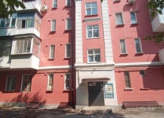 Продам трехкомнатную квартиру, 59 м2, Ростов-на-Дону, Клубная улица, 1