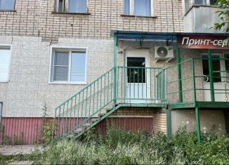 Сдаю офис, 35 м2, Кирово-Чепецк, улица Луначарского, 16