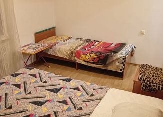 2-комнатная квартира в аренду, 60 м2, Казань, улица Фатыха Амирхана, 21