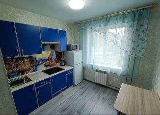 Сдаю 2-комнатную квартиру, 50 м2, Горно-Алтайск, Театральный переулок, 3