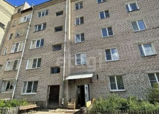 Продажа 1-ком. квартиры, 32 м2, Весьегонск, улица Радищева, 14