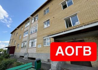 Продается 2-ком. квартира, 47.6 м2, Гуково, улица Гагарина, 10