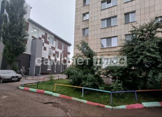 Продажа трехкомнатной квартиры, 61.8 м2, Республика Башкортостан, проспект Ленина, 63