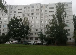 Сдается в аренду 1-комнатная квартира, 32.8 м2, Псков, Юбилейная улица, 60