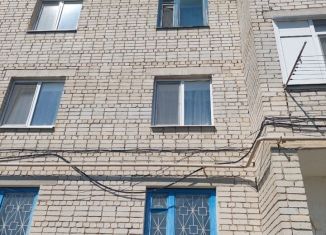 Продажа двухкомнатной квартиры, 43 м2, Петровск, улица Ломоносова, 6