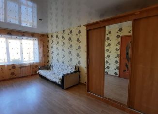 Сдаю в аренду 1-ком. квартиру, 29 м2, Ирбит, улица Мамина-Сибиряка, 8