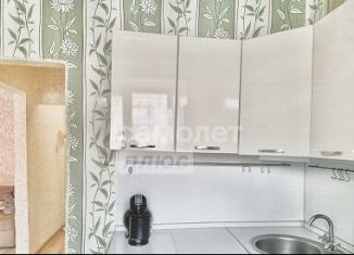 Продаю двухкомнатную квартиру, 42 м2, Среднеуральск, улица Калинина, 17