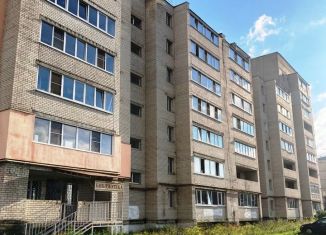 Продаю 3-ком. квартиру, 68 м2, Кольчугино, улица Ломако, 18