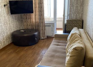 Сдается 2-комнатная квартира, 58 м2, Дагестан, проспект Акулиничева, 15