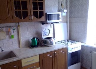 Сдается трехкомнатная квартира, 62 м2, Крымск, улица Белинского, 37Д