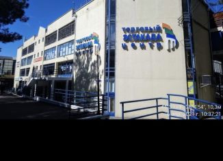 Продажа торговой площади, 30 м2, Геленджик, улица Горького, 19