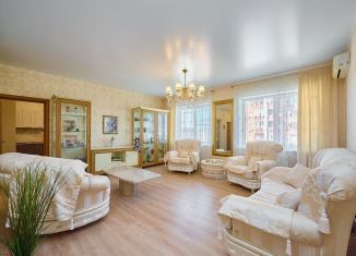 Продажа 2-комнатной квартиры, 88 м2, Краснодар, улица имени П.М. Гаврилова, 27, ЖК Триумф