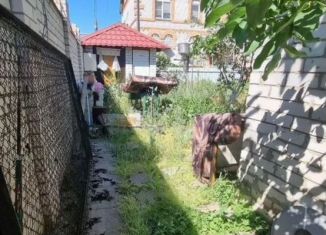 Продам участок, 4 сот., Астрахань, улица Набережная Тимирязева, 42