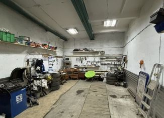 Сдам в аренду гараж, 30 м2, Кемеровская область, улица Рукавишникова, 12