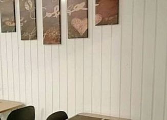 Аренда комнаты, 20 м2, Екатеринбург, улица 40-летия Комсомола, 18Д