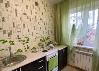 Продается 2-ком. квартира, 44.7 м2, поселок городского типа Шушенское, 2-й микрорайон, 20