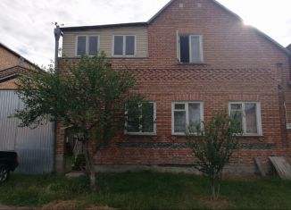 Продаю дом, 140 м2, посёлок городского типа Заводской, улица Строителей