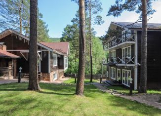 Продам помещение свободного назначения, 780 м2, рабочий поселок Листвянка, улица Чапаева, 104Д