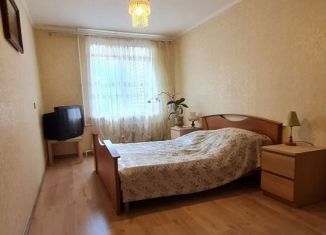 Аренда 4-ком. квартиры, 73 м2, Липецк, улица М. Горького, 17