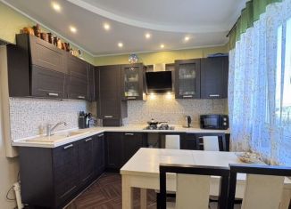 Продам 3-комнатную квартиру, 96.4 м2, поселок Луговое, улица Мира, 17