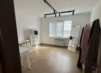 Сдаю в аренду помещение свободного назначения, 16 м2, Махачкала, улица Толстого, 13