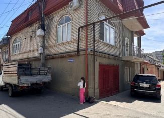 Сдаю дом, 120 м2, Махачкала, Кировский внутригородской район, 1-й проезд Арухова, 19