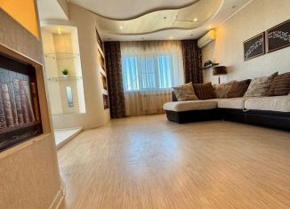 Сдаю в аренду 2-комнатную квартиру, 63.5 м2, Астрахань, улица Бориса Алексеева, 65к2