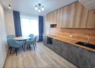 Продаю 3-ком. квартиру, 61.2 м2, Псков, улица Ижорского Батальона, 17