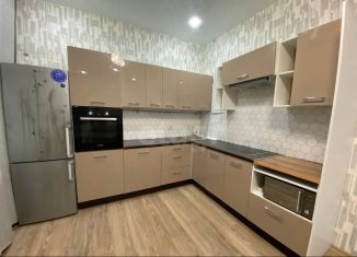 Продается 3-ком. квартира, 83.3 м2, Тюмень, улица Избышева, 8, ЖК Нефтяник