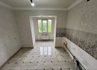 Продаю 2-ком. квартиру, 63 м2, Назрань, Московская улица, 23