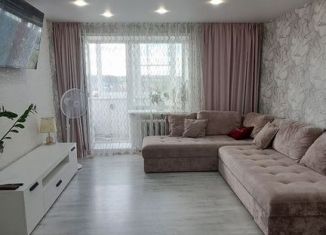 Продаю четырехкомнатную квартиру, 78 м2, Реж, улица Максима Горького, 34