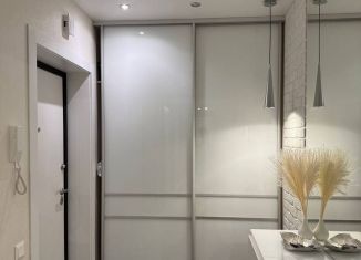 Продается трехкомнатная квартира, 98.5 м2, Казань, улица Зур Урам, 1И, ЖК Триумф